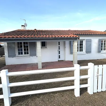 Maison Proche Plage, Au Calme, Wi-fi, Jardin, Animaux Acceptes - Fr-1-22-318 Holiday home La Tranche-sur-Mer