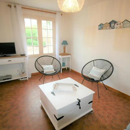 Holiday home Maison Proche Plage, Au Calme, Wi-fi, Jardin, Animaux Acceptes - Fr-1-22-318 *
