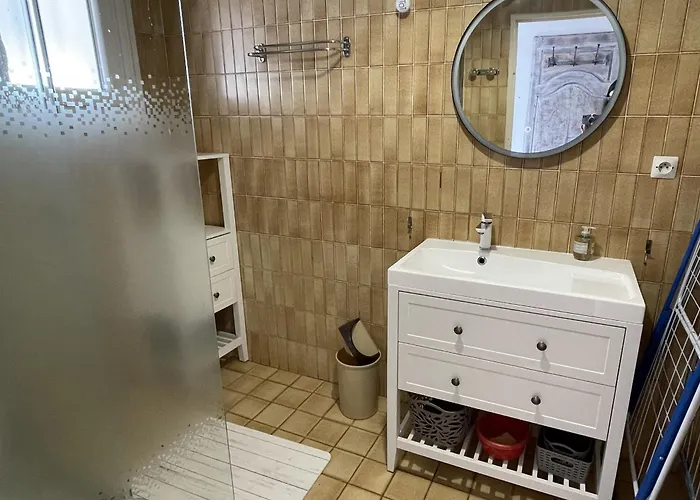 Casa vacanze Maison La Tranche-sur-mer, 5 Pièces, 6 Personnes - Fr-1-22-318 *