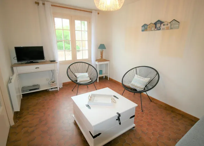 Casa vacanze Maison La Tranche-sur-mer, 5 Pièces, 6 Personnes - Fr-1-22-318 *